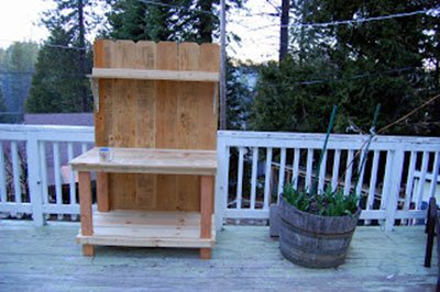 Fence Board Potting Bench